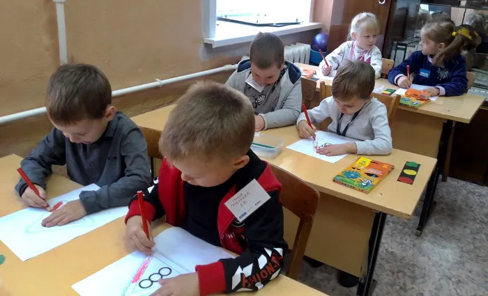 Урок безопасности по ПДД

СРР «Росинка»
Педагог Нагайцева Л.А.