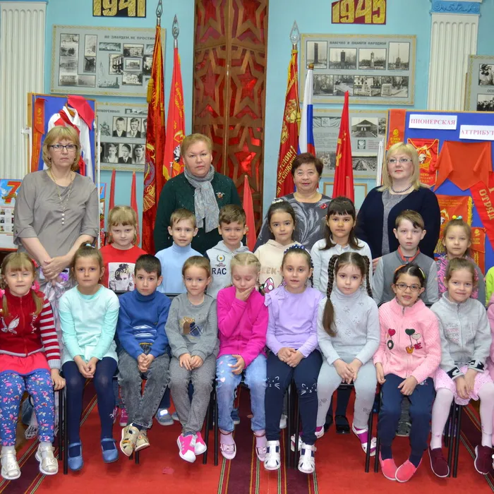 День школьных музеев