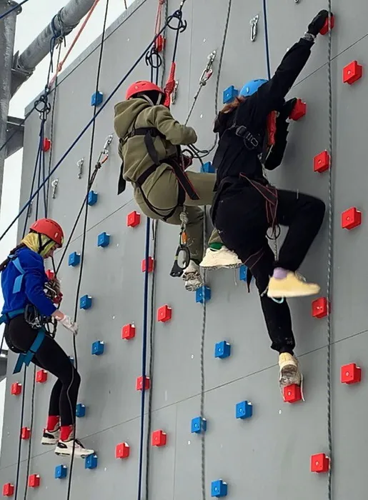 photo_2024-12-16_12-19-13