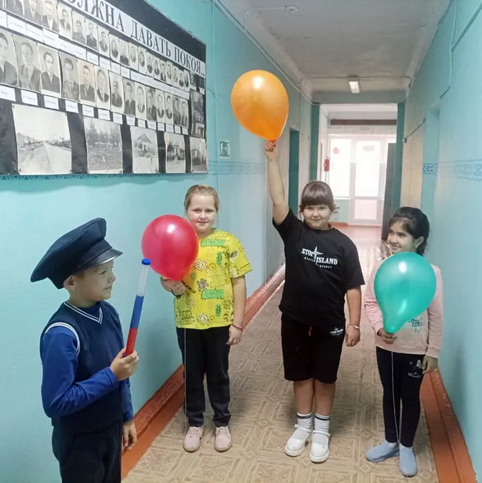 Светофор наш друг

Т/о «Лоскутик»
Педагог Исакова Е.Ю.