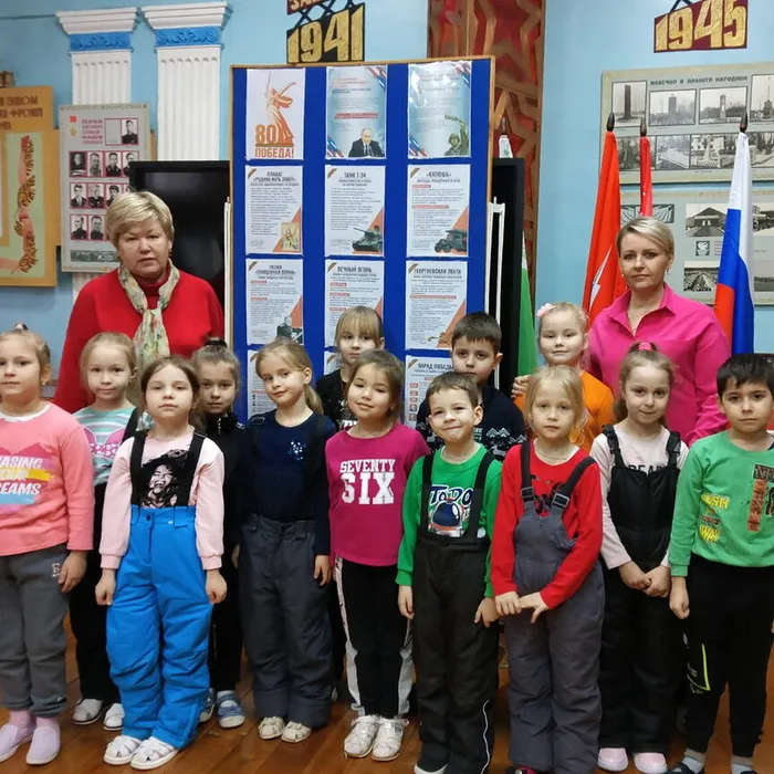 Экскурсия по экспозициям Победы: уроки истории для детей детского сада № 20 КВ